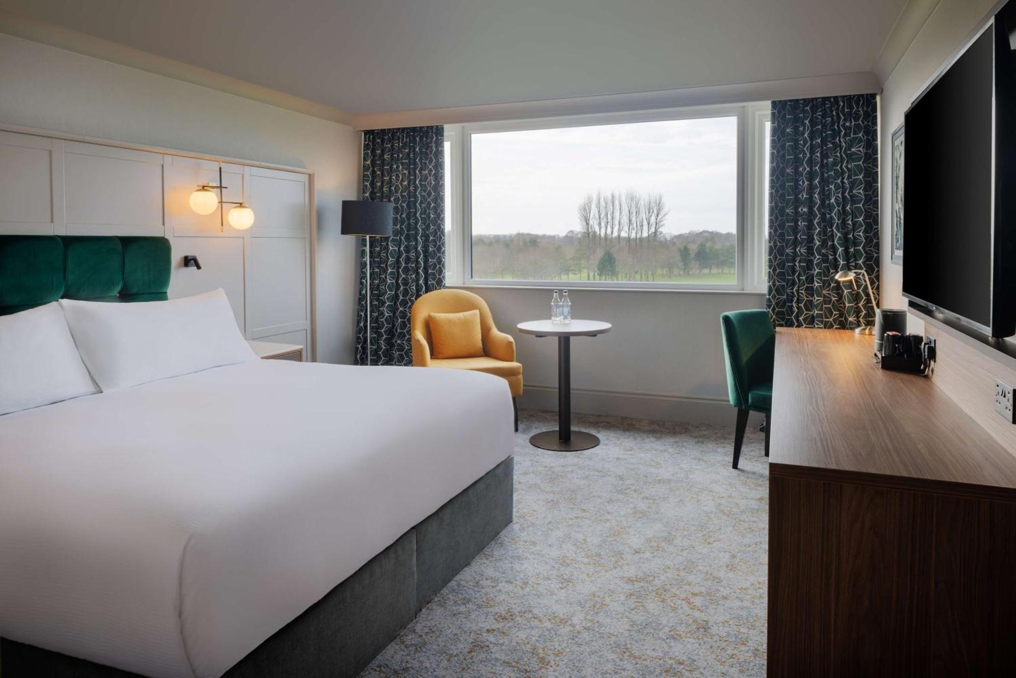 Hotel Doubletree By Hilton Belfast 4*