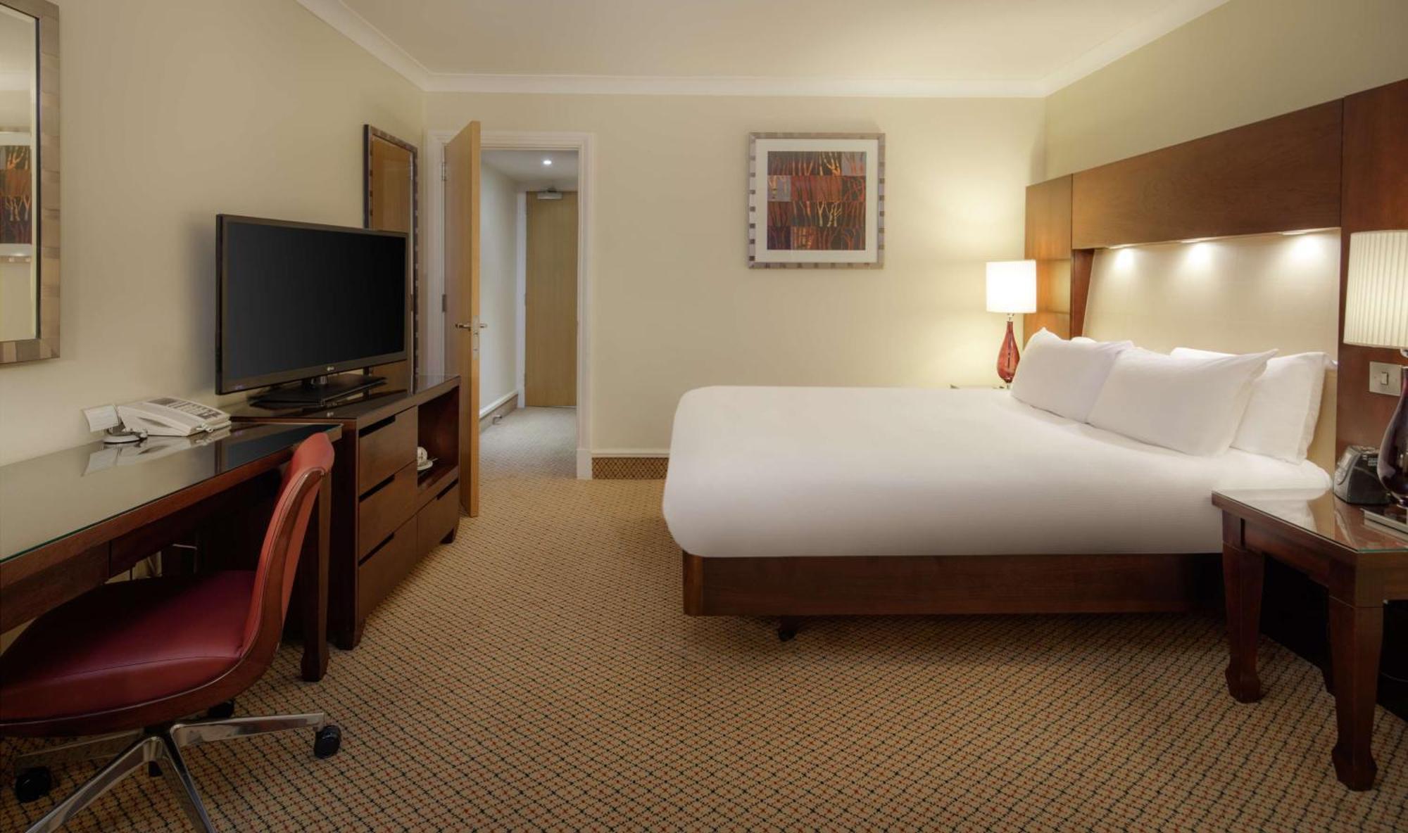 Hotel Doubletree By Hilton Belfast 4*
