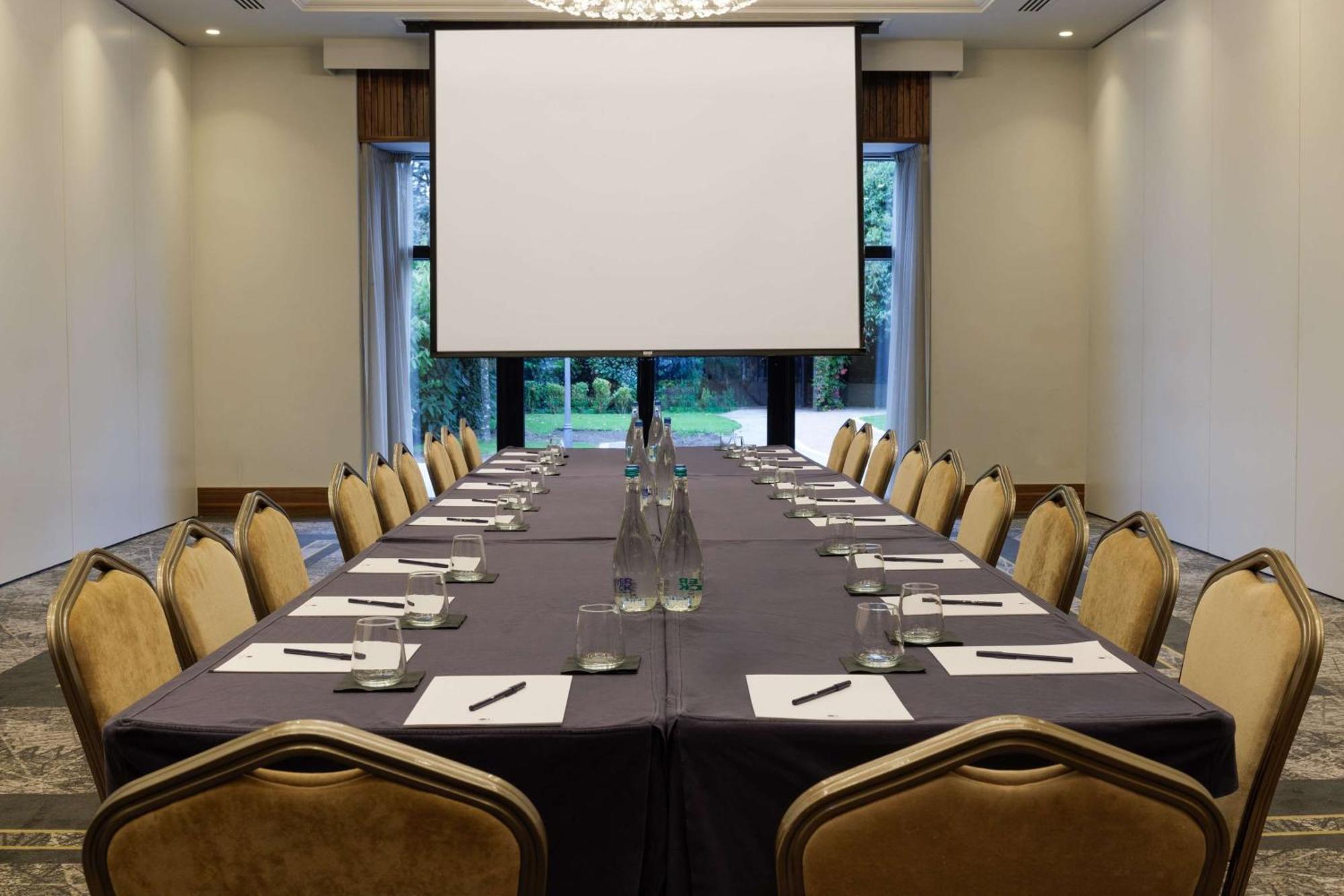 Hotel Doubletree By Hilton Belfast Templepatrick